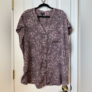 Torrid size 3 purple floral, cap sleeve top 💐